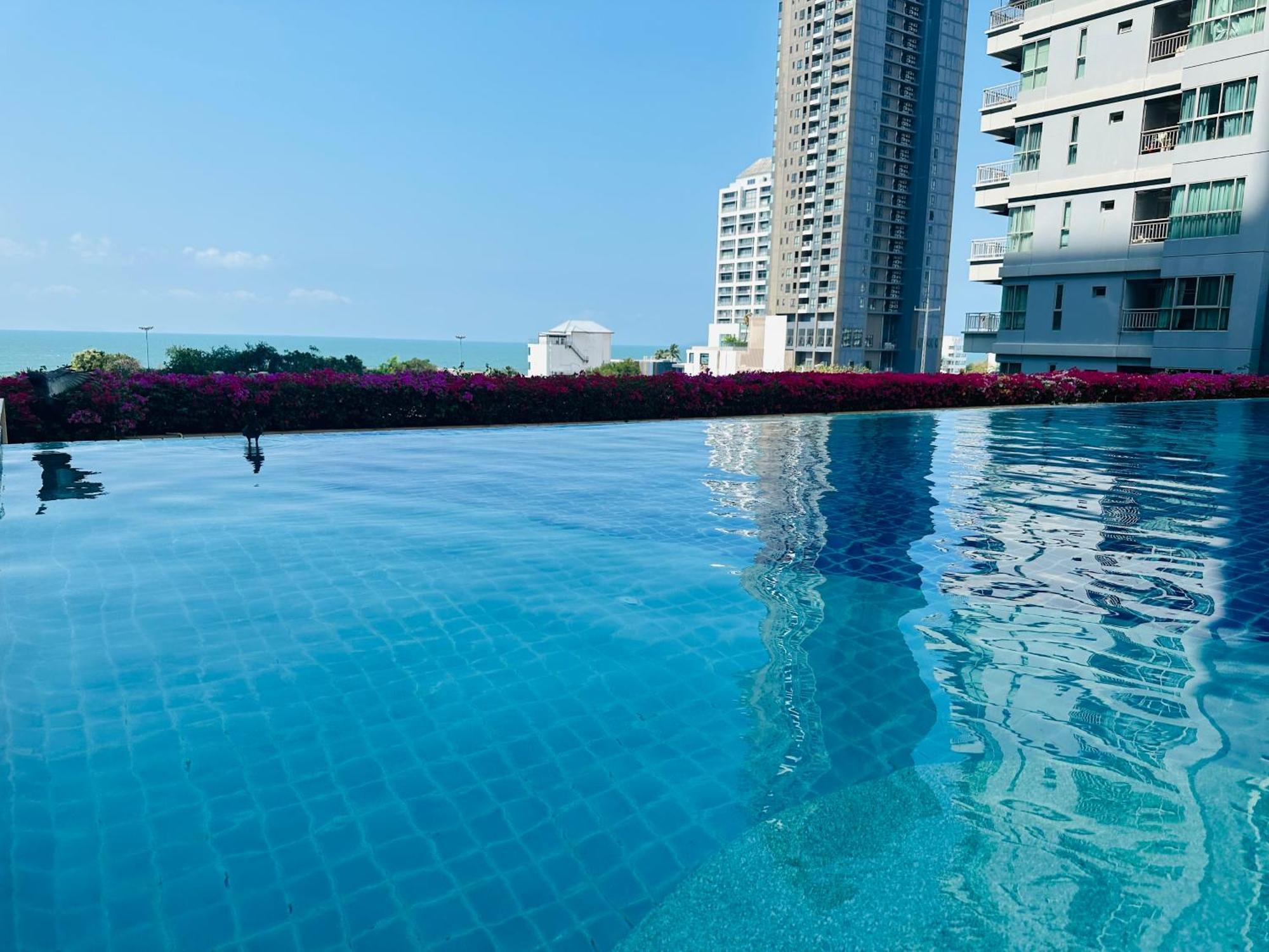 Seaview Beach Room Lumpini-Pool And Gym Face To Ocean Jomtien Beach Extérieur photo