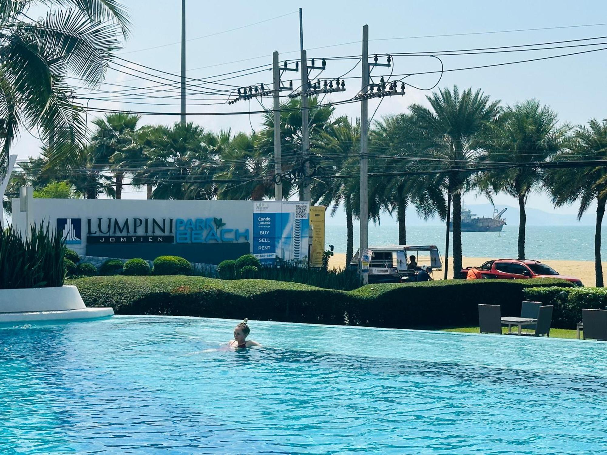 Seaview Beach Room Lumpini-Pool And Gym Face To Ocean Jomtien Beach Extérieur photo