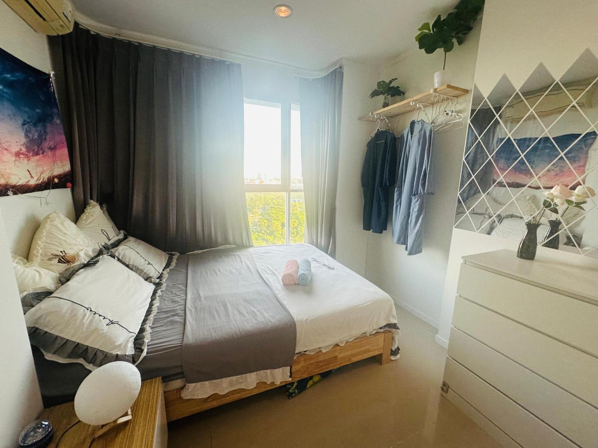 Seaview Beach Room Lumpini-Pool And Gym Face To Ocean Jomtien Beach Extérieur photo